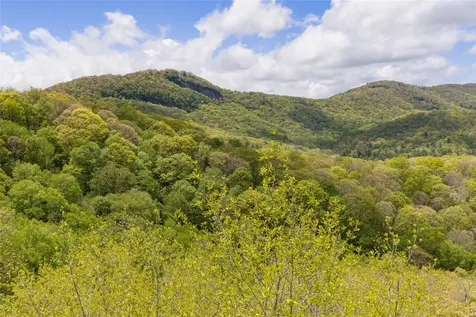 450 Springwater Road Glenville NC 28736