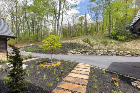 450 Springwater Road Glenville NC 28736