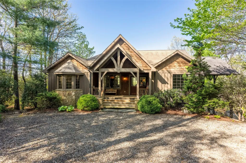 601 Hawk Mountain Road Lake Toxaway NC 28747