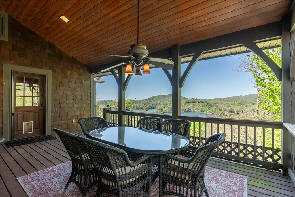601 Hawk Mountain Road Lake Toxaway NC 28747