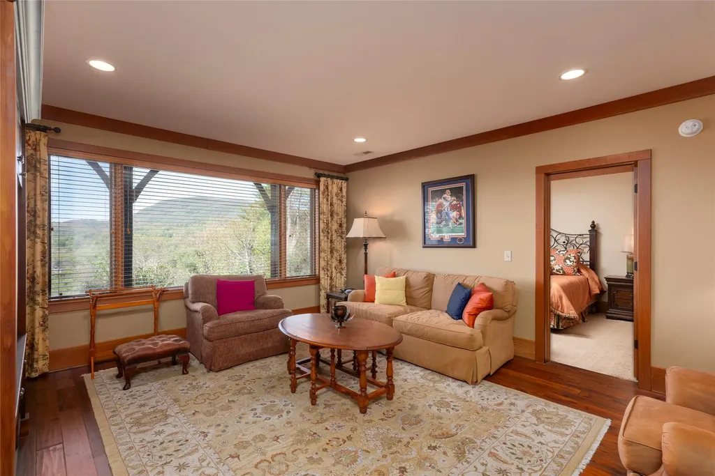 601 Hawk Mountain Road Lake Toxaway NC 28747