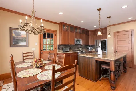 601 Hawk Mountain Road Lake Toxaway NC 28747