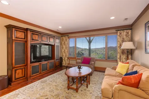 601 Hawk Mountain Road Lake Toxaway NC 28747