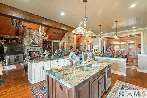159 Highlands Point Highlands NC 28741