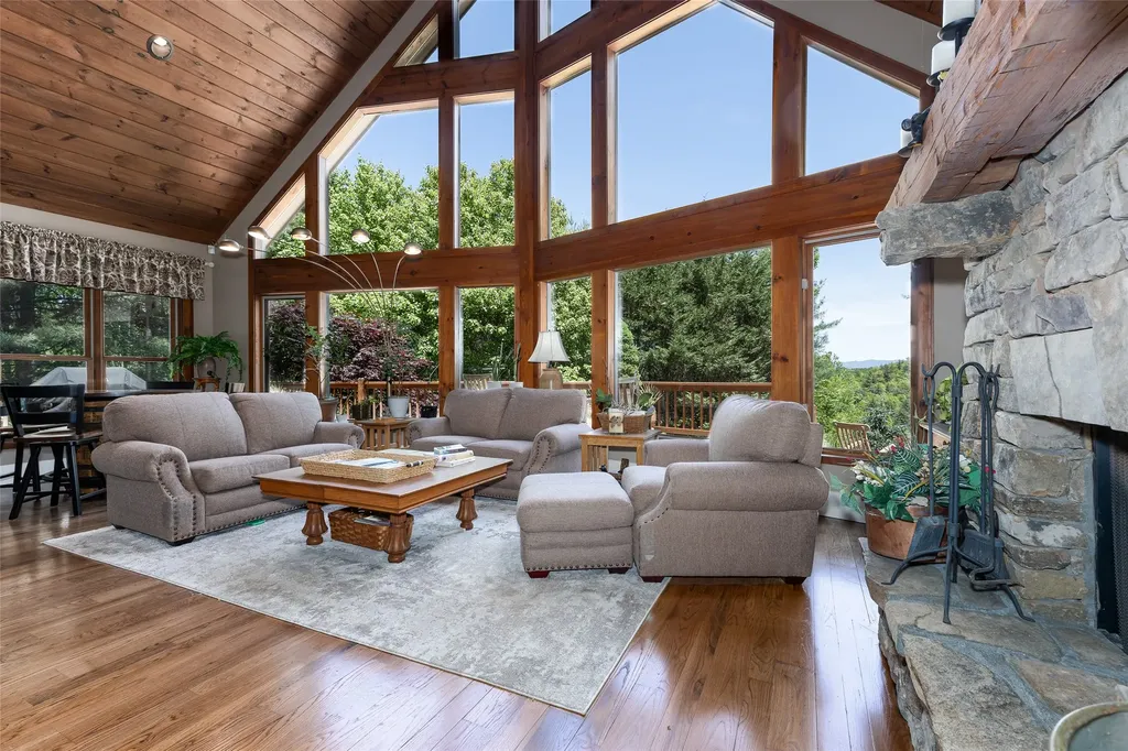 321 Woods Mountain Trail Cullowhee NC 28723
