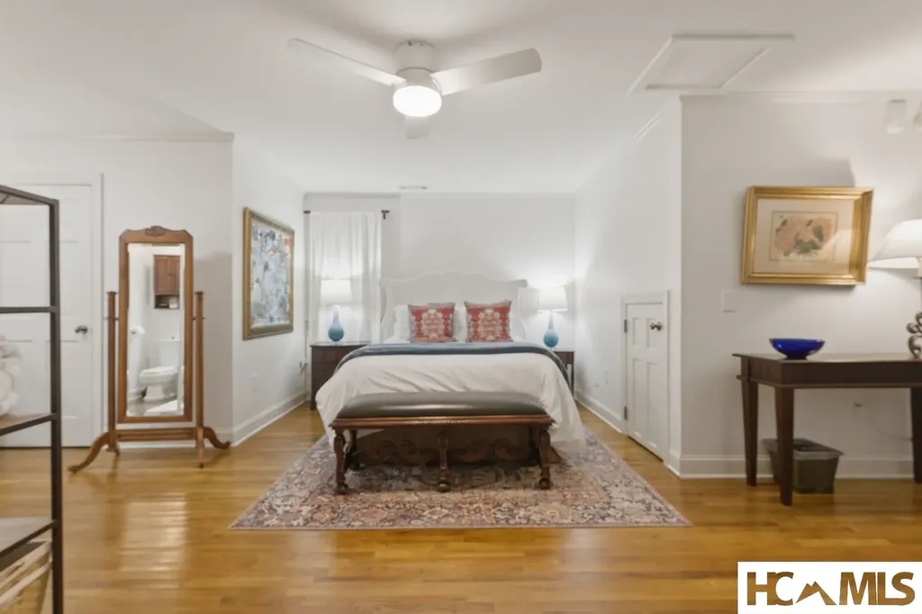 26 Valentine Lane Highlands NC 28741