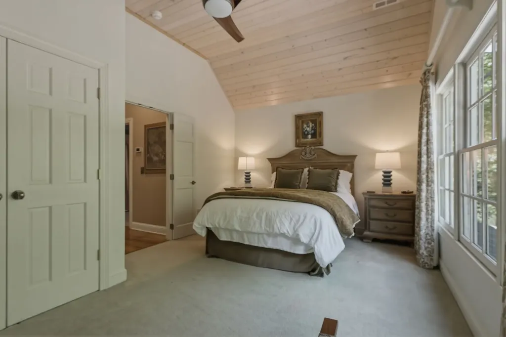 26 Valentine Lane Highlands NC 28741