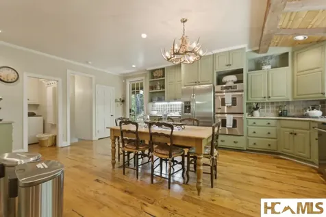 26 Valentine Lane Highlands NC 28741