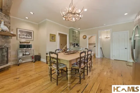 26 Valentine Lane Highlands NC 28741