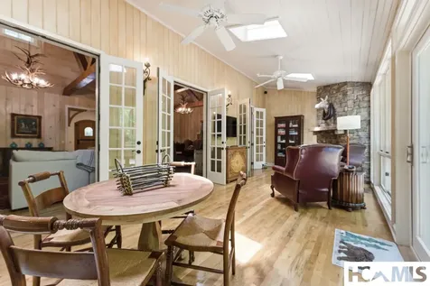 26 Valentine Lane Highlands NC 28741