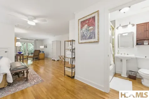 26 Valentine Lane Highlands NC 28741