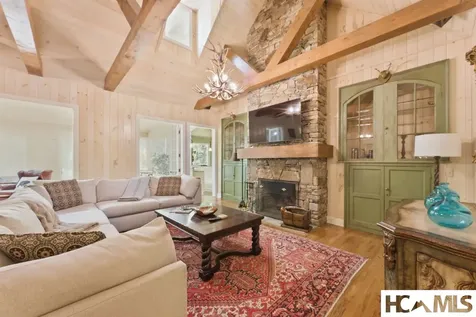 26 Valentine Lane Highlands NC 28741