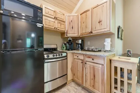 26 Valentine Lane Highlands NC 28741