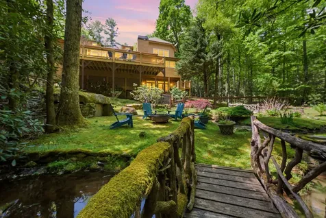 26 Valentine Lane Highlands NC 28741