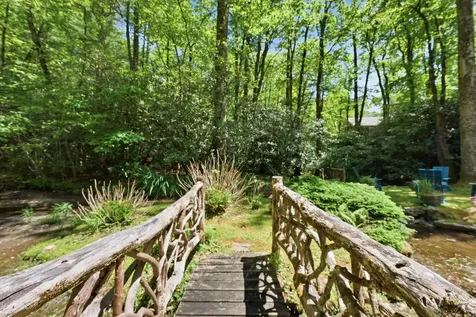 26 Valentine Lane Highlands NC 28741