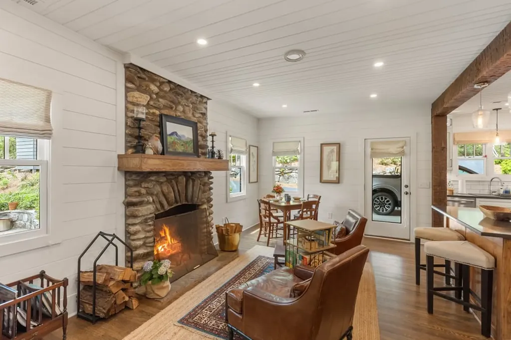 311 Sequoyah Drive Highlands NC 28741