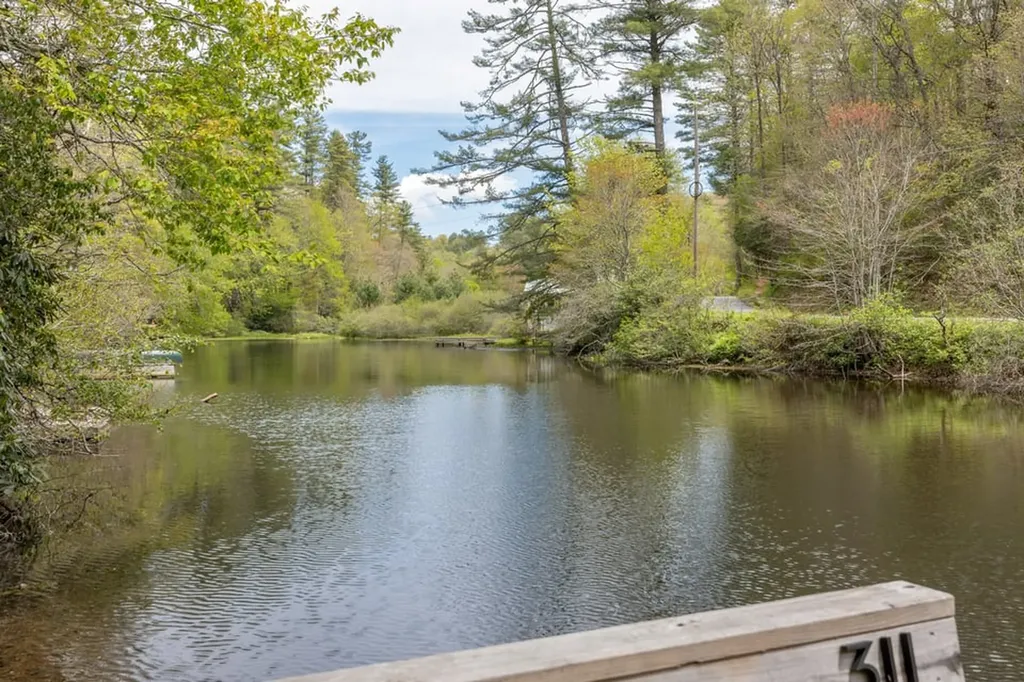 311 Sequoyah Drive Highlands NC 28741