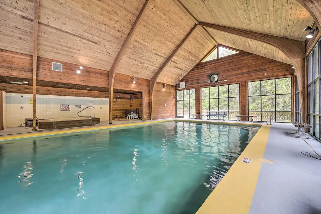 407 Overlook Road Sapphire NC 28774