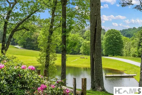 CT-25 Old Poplar Road Cashiers NC 28717