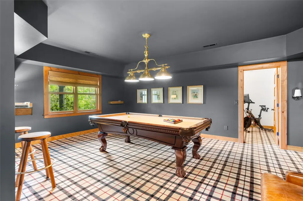 536 Hawk Mountain Road Lake Toxaway NC 28747