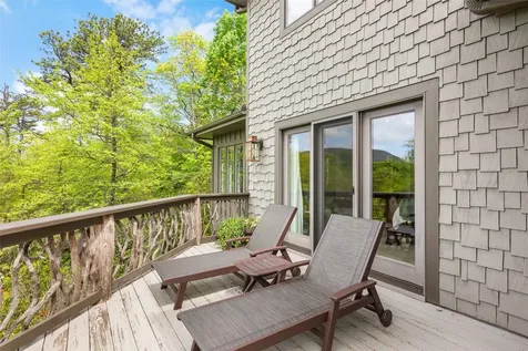 536 Hawk Mountain Road Lake Toxaway NC 28747