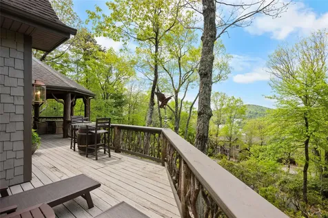 536 Hawk Mountain Road Lake Toxaway NC 28747