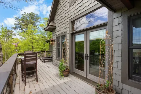 536 Hawk Mountain Road Lake Toxaway NC 28747