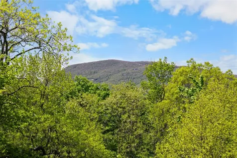 536 Hawk Mountain Road Lake Toxaway NC 28747