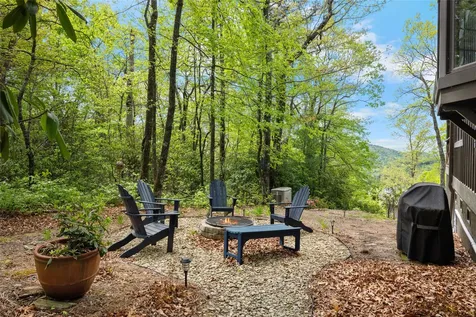 536 Hawk Mountain Road Lake Toxaway NC 28747
