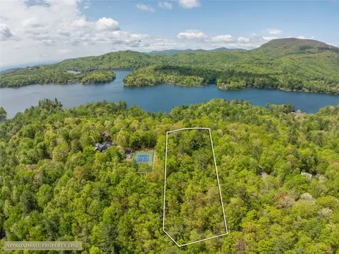 536 Hawk Mountain Road Lake Toxaway NC 28747