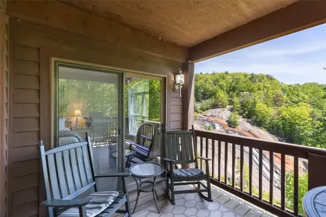 48 Upper Tanglewood Lake Toxaway NC 28747