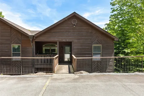 48 Upper Tanglewood Lake Toxaway NC 28747