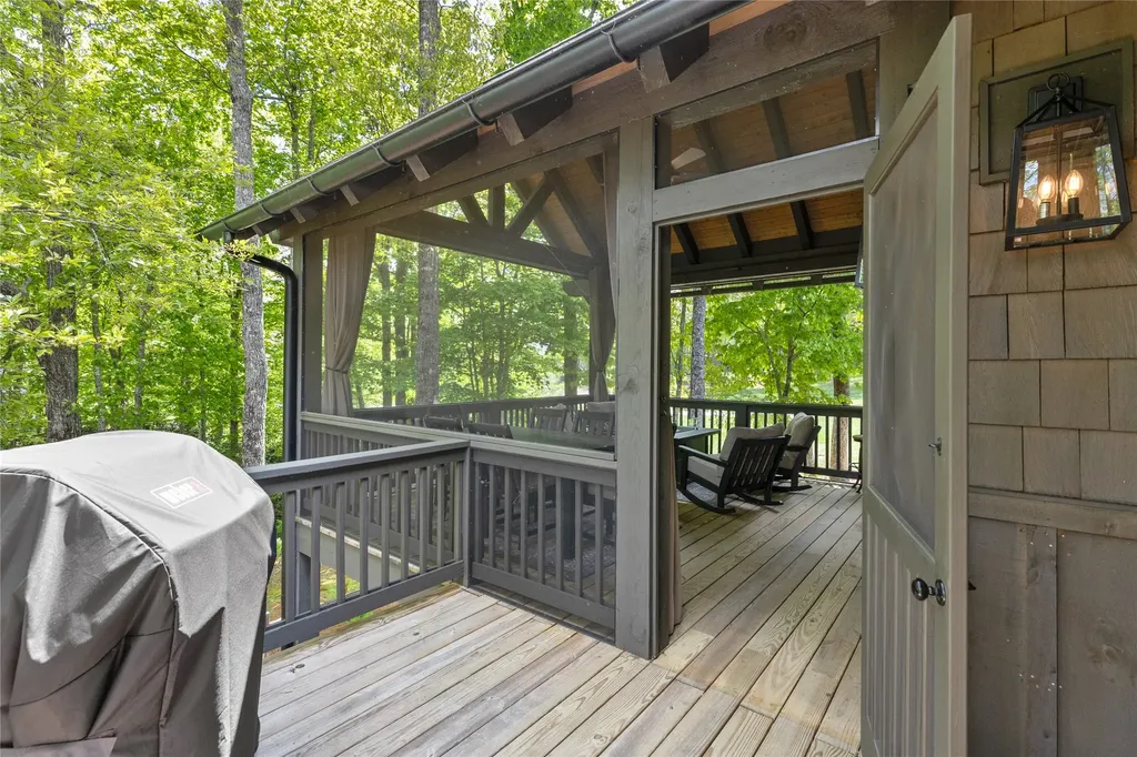 20 Camp Fire Trail Glenville NC 28736
