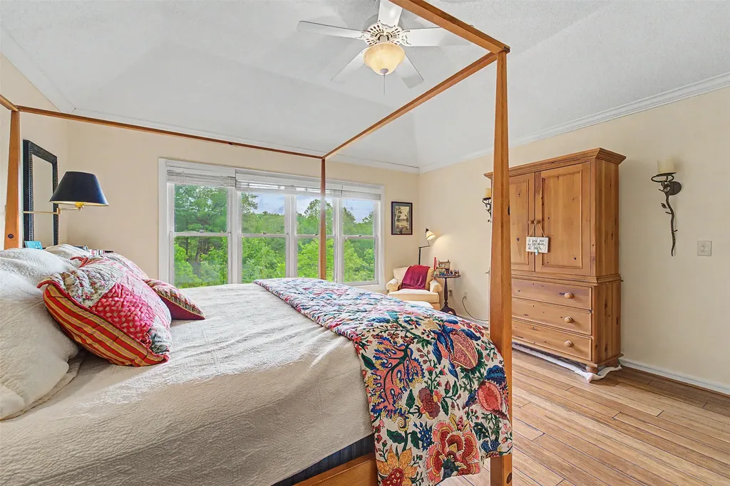 29 Cottage Drive Sapphire NC 28774