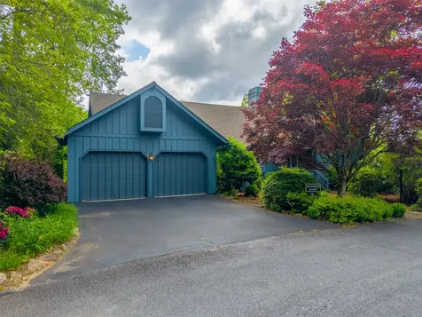 29 Cottage Drive Sapphire NC 28774