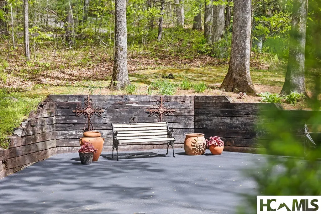 21 Laurel Wood Court Sapphire NC 28774