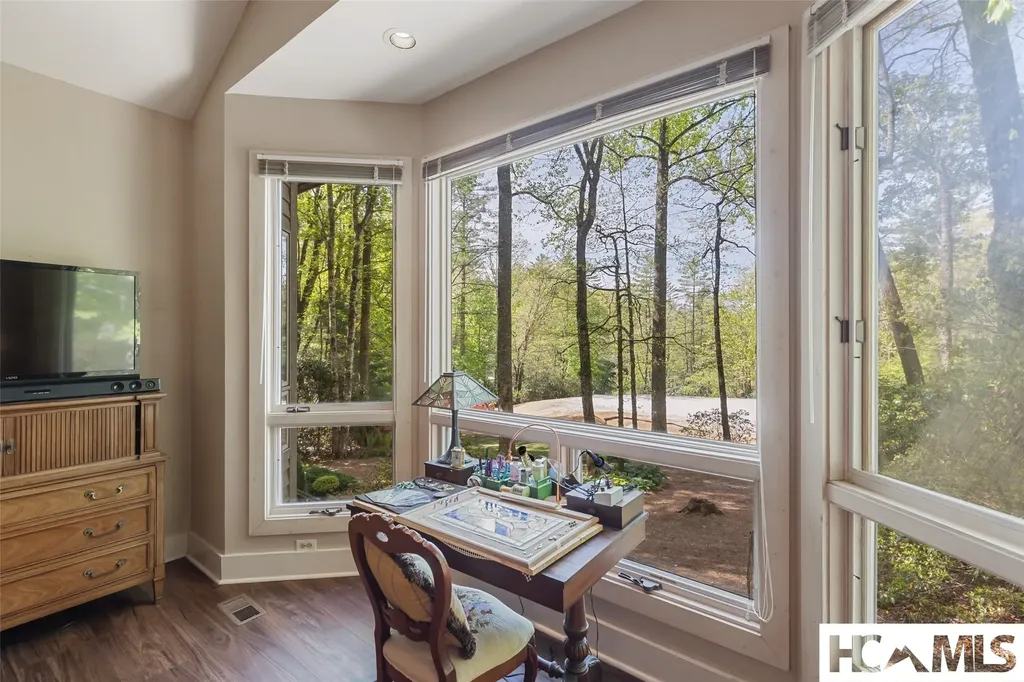21 Laurel Wood Court Sapphire NC 28774