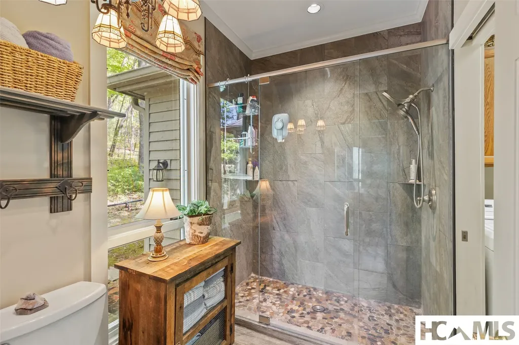21 Laurel Wood Court Sapphire NC 28774
