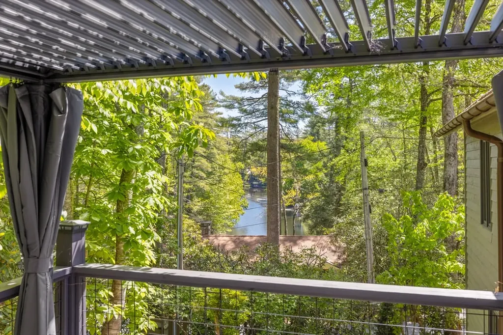 94 Netsi Place Highlands NC 28741