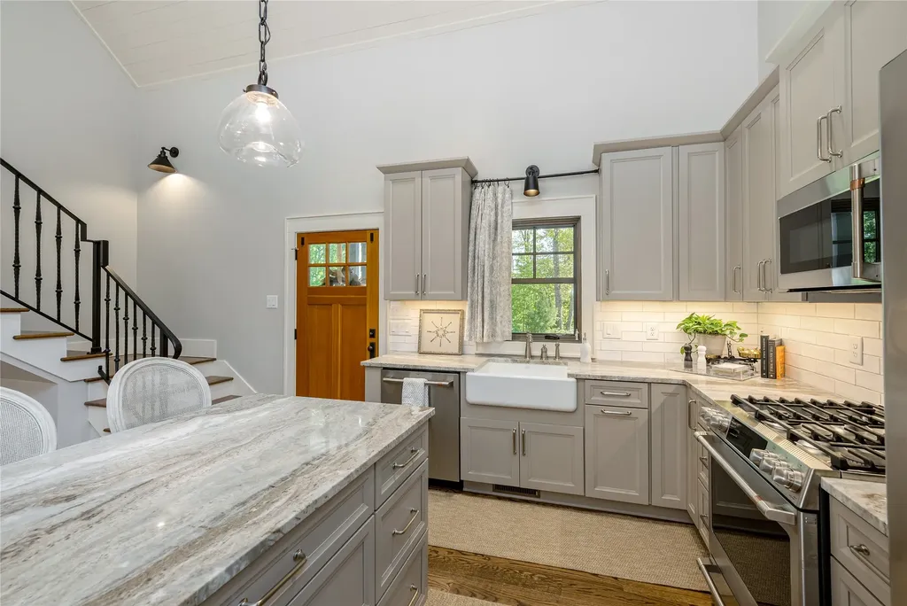336 Firesong Lane Glenville NC 28736