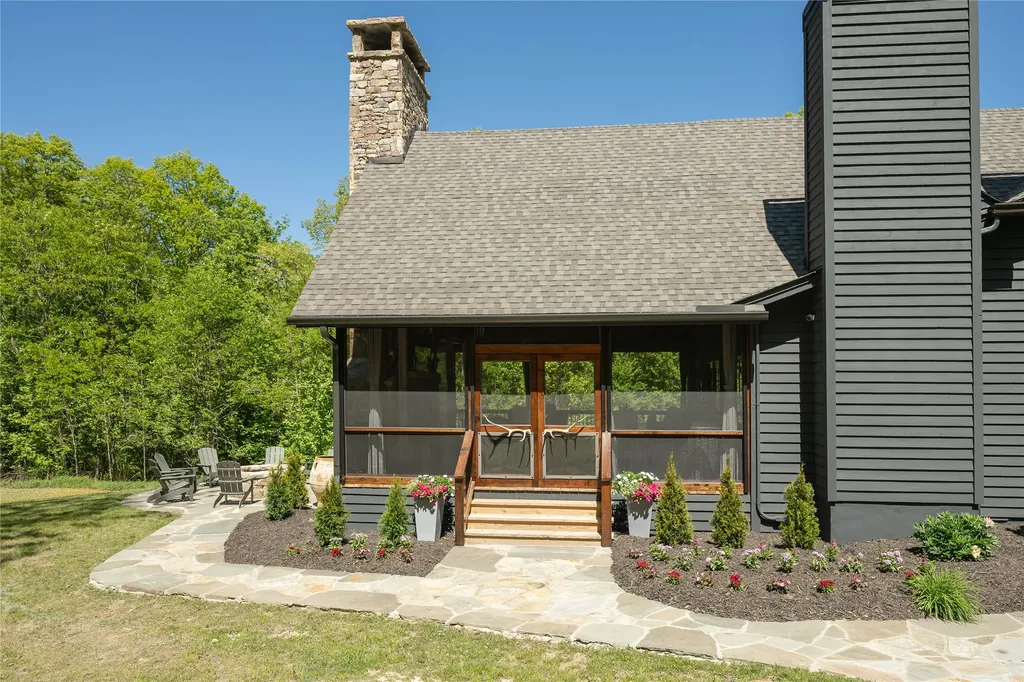 336 Firesong Lane Glenville NC 28736
