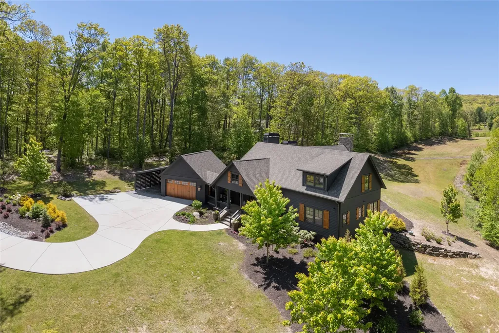 336 Firesong Lane Glenville NC 28736