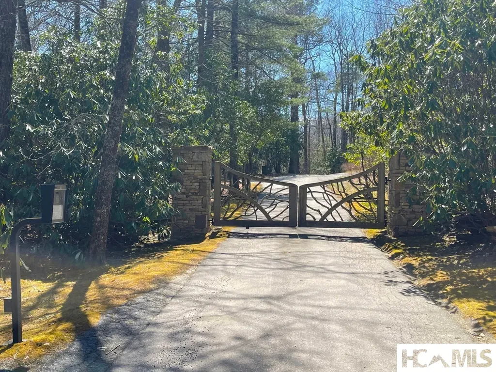 Lot 2 Treasurewood Road Glenville NC 28736