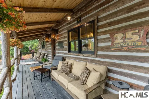 472 Chestnut Street Highlands NC 28741
