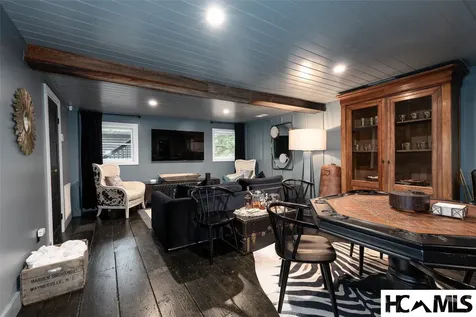 472 Chestnut Street Highlands NC 28741