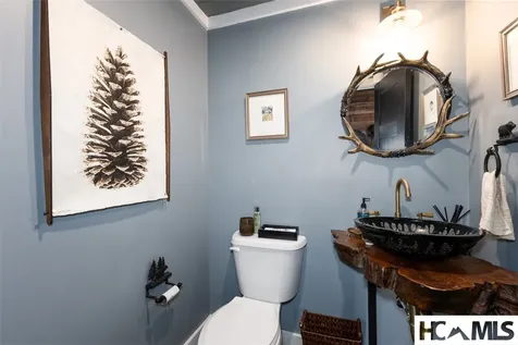 472 Chestnut Street Highlands NC 28741