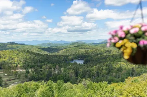 744 Old Wagon Trail Highlands NC 28741