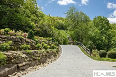 744 Old Wagon Trail Highlands NC 28741