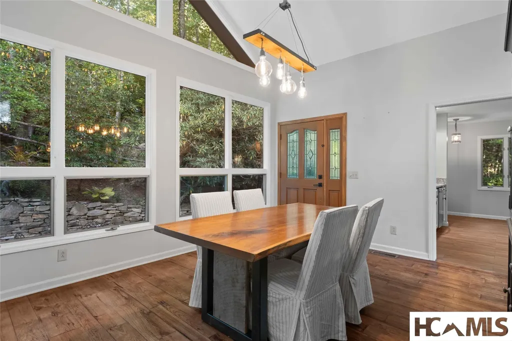 18 Horsepasture River Court Sapphire NC 28774
