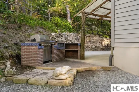 18 Horsepasture River Court Sapphire NC 28774